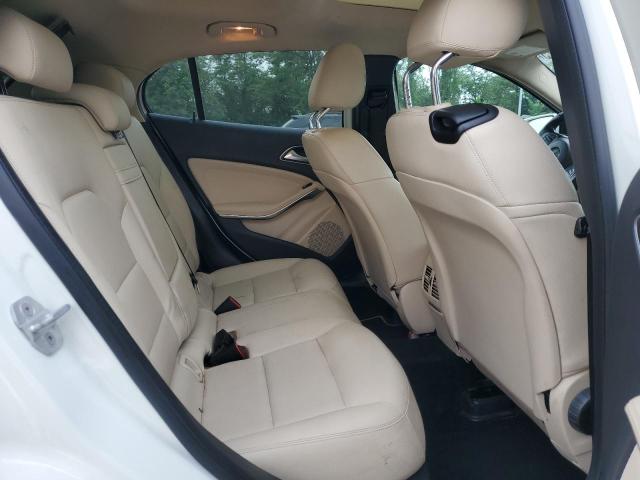 2016 MERCEDES-BENZ GLA 250 4M WDCTG4GB4GJ242151