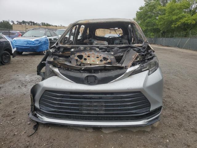 2021 TOYOTA SIENNA LE - 5TDKRKEC4MS068009