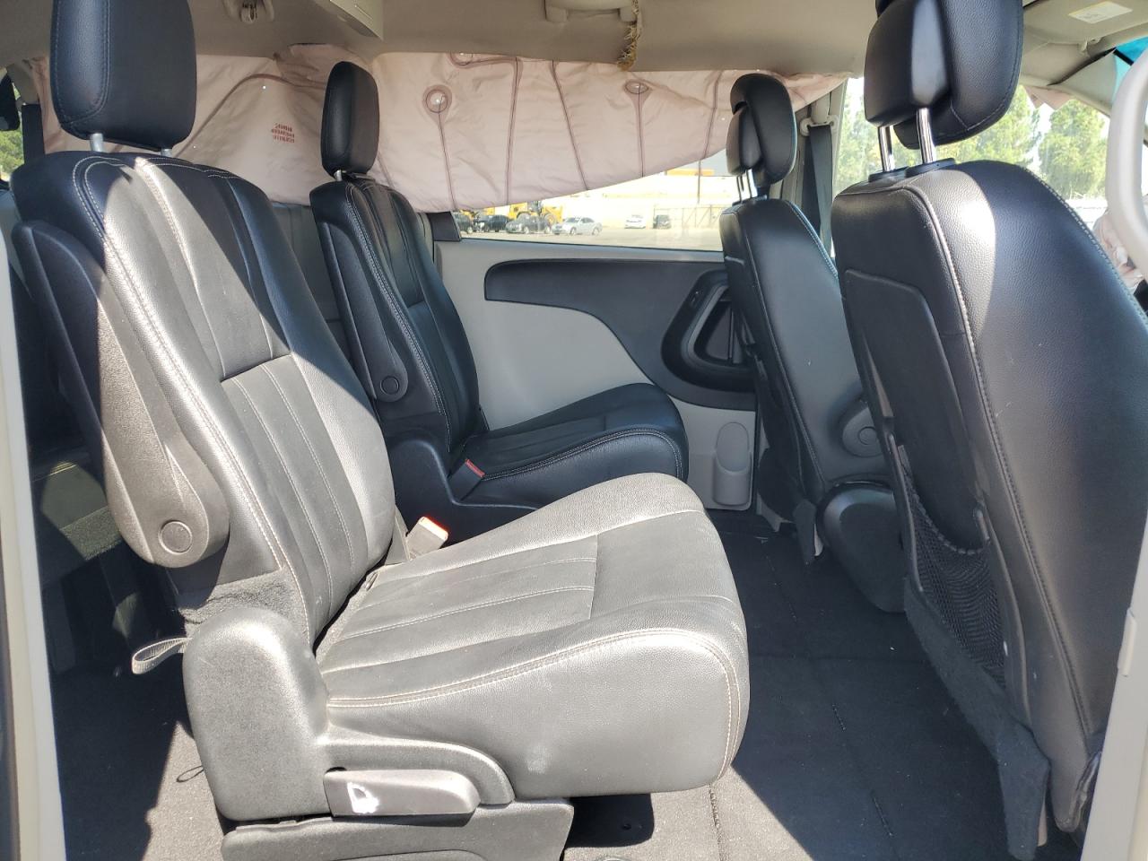 CHRYSLER TOWN & COUNTRY TOURING