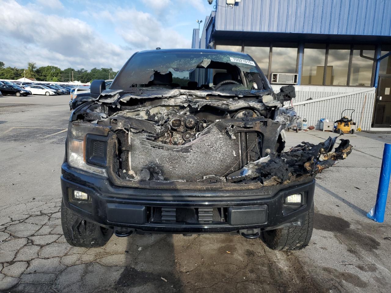 FORD F-150 SUPERCREW