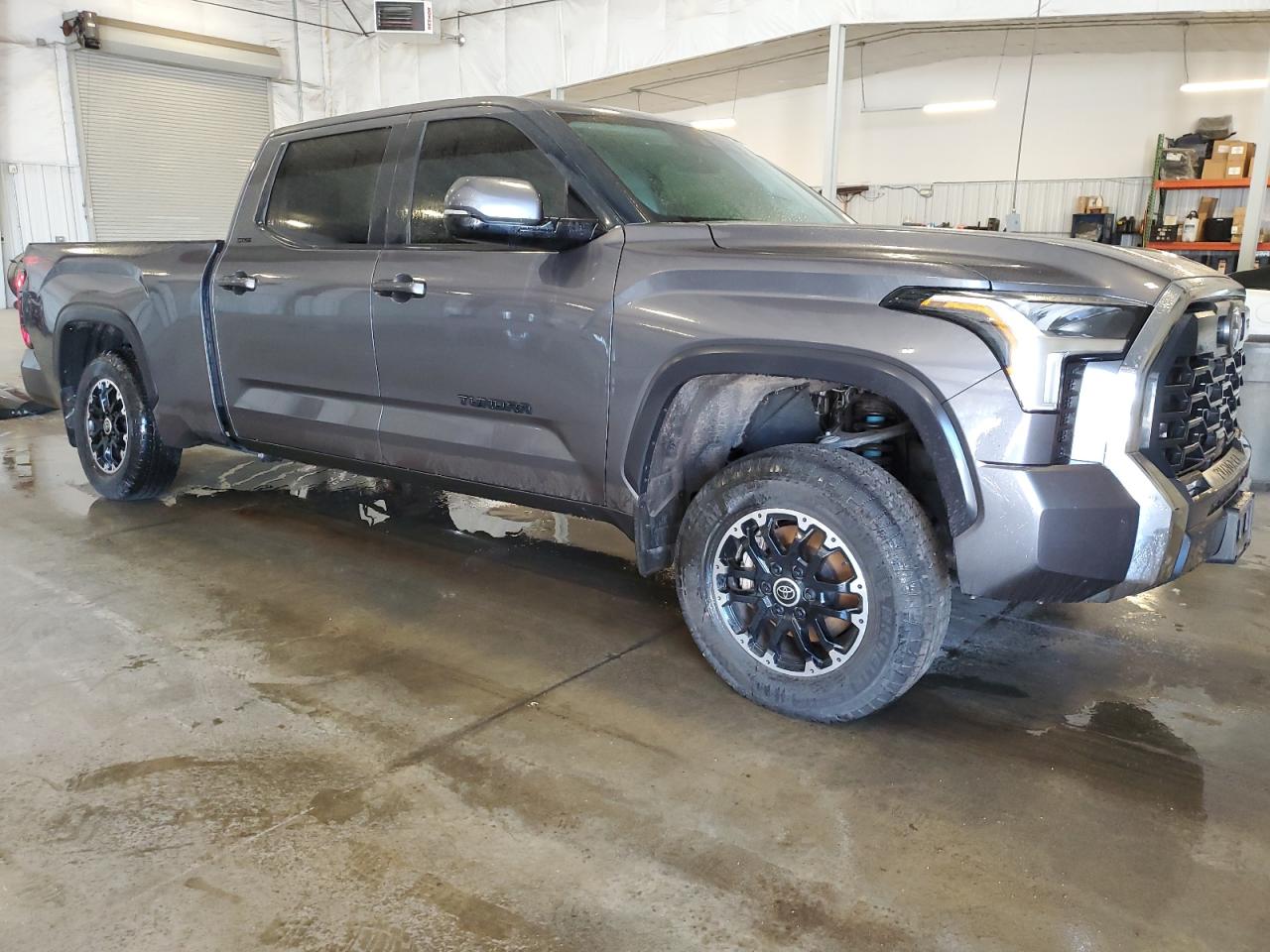 TOYOTA TUNDRA CREWMAX SR5