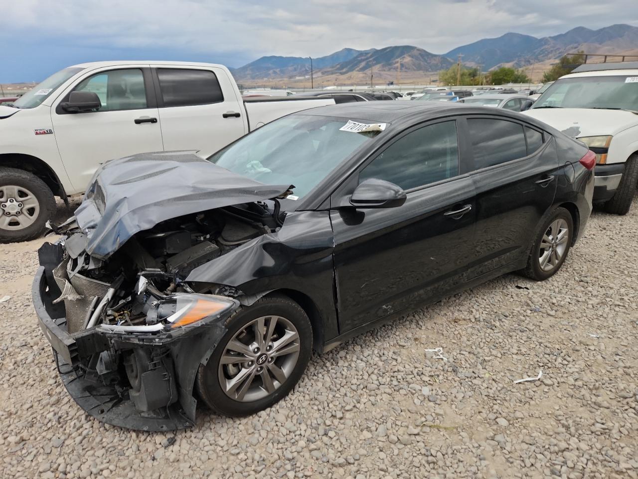 HYUNDAI ELANTRA SE