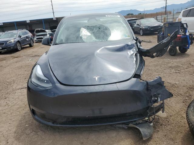 2024 TESLA MODEL Y 7SAYGDEE4RA261737
