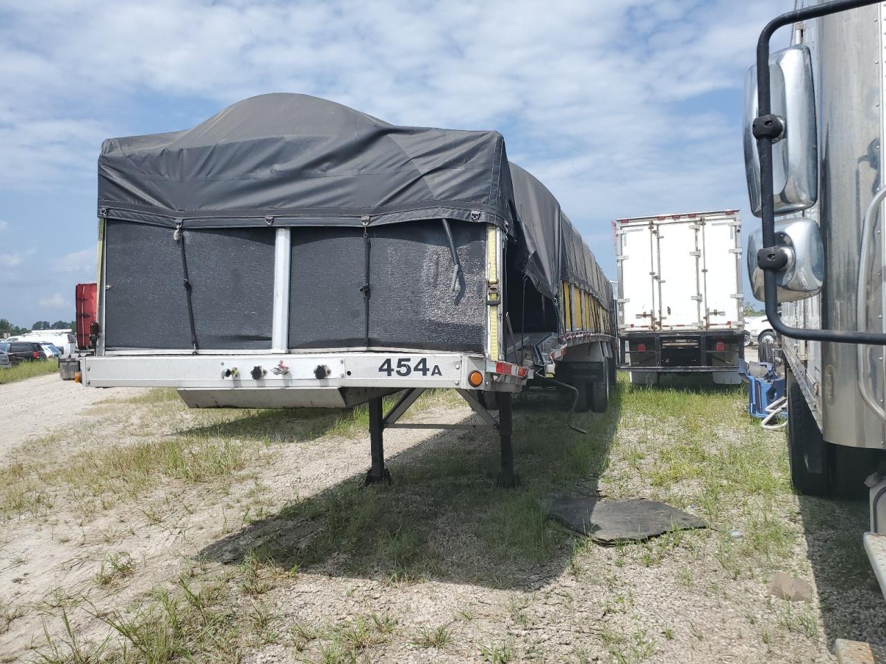 Lot #3256420366 1999 REITNOUER UNKNOWN