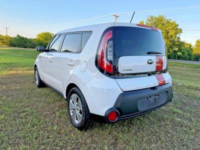 2015 KIA SOUL KNDJN2A26F7235505