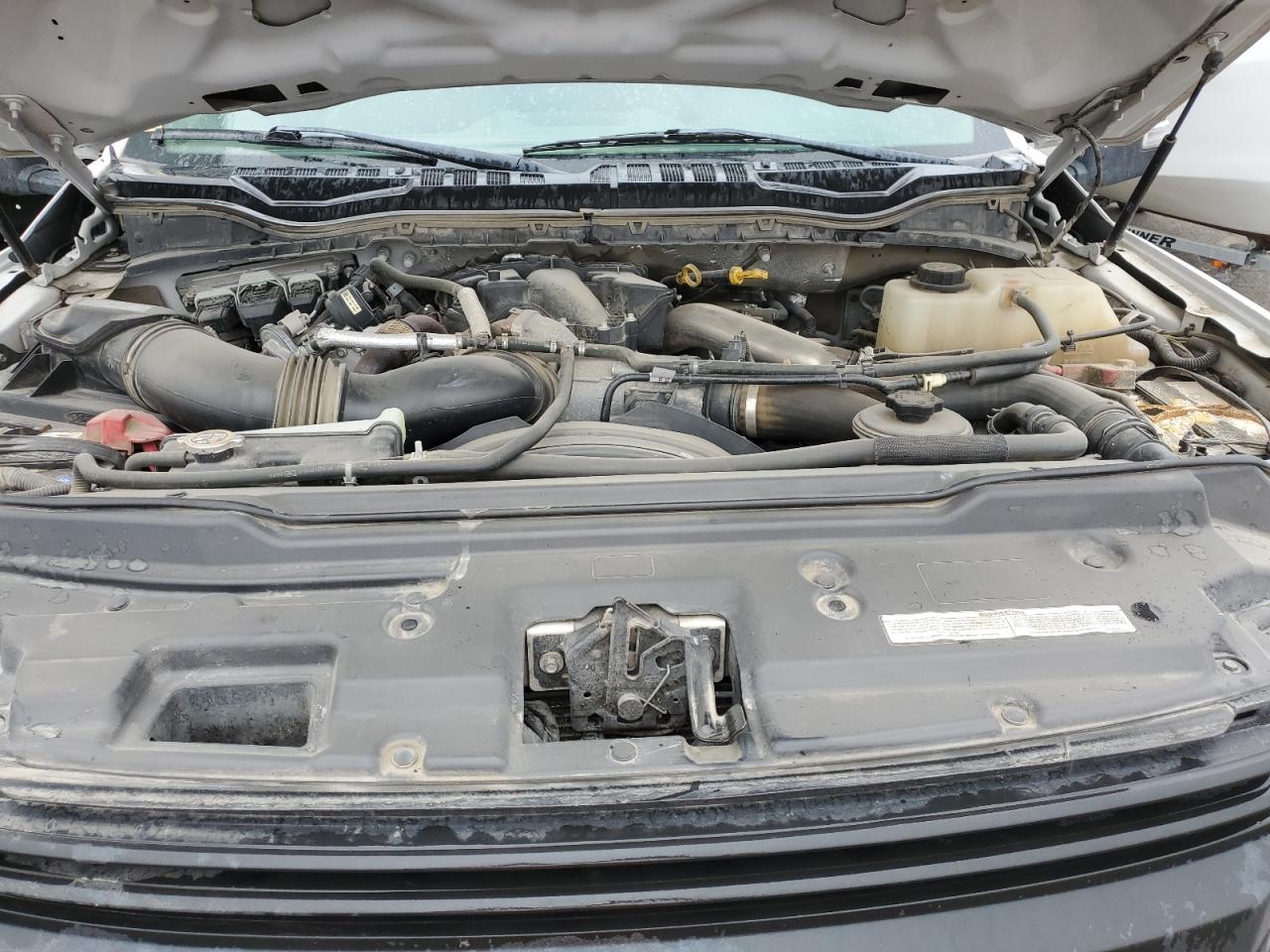 FORD F-550 SUPER DUTY