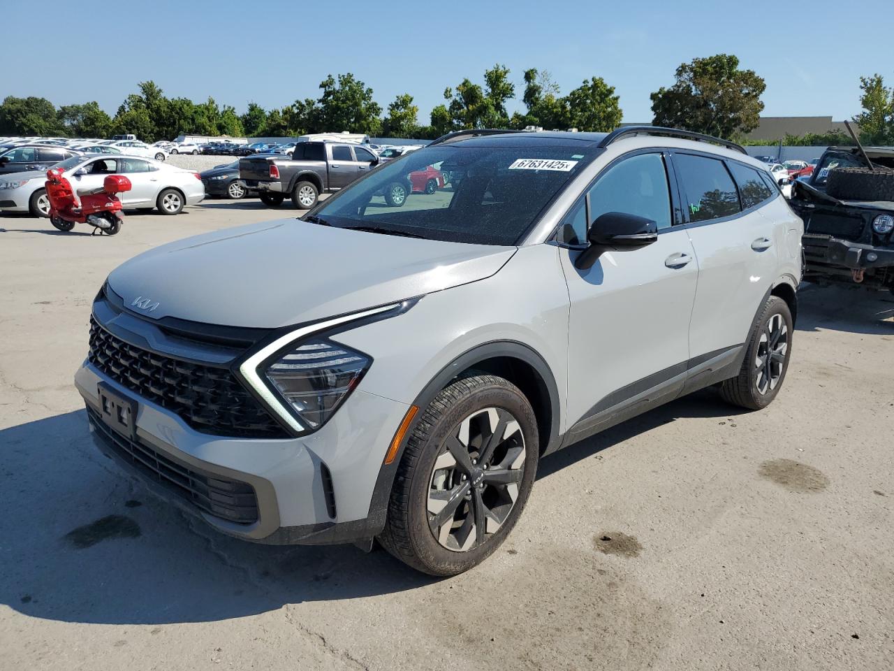 KIA SPORTAGE X LINE