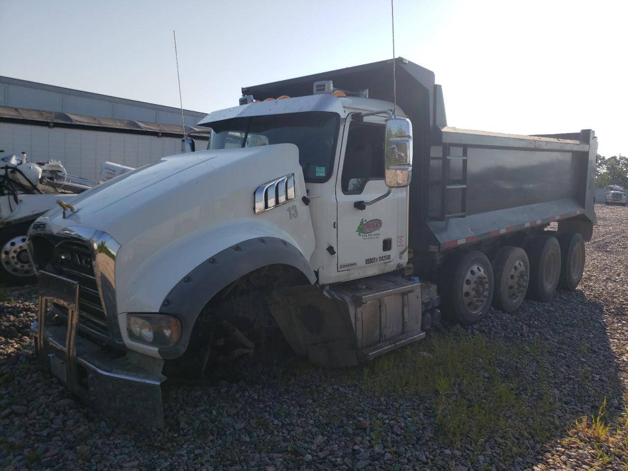 Lot #3315905136 2020 MACK GRANITE