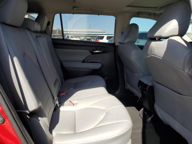 2021 TOYOTA HIGHLANDER XLE 5TDHZRAH1MS054802