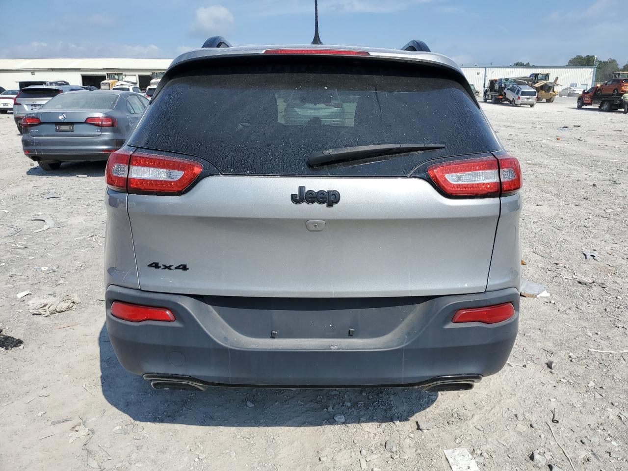 JEEP GRAND CHEROKEE LATITUDE