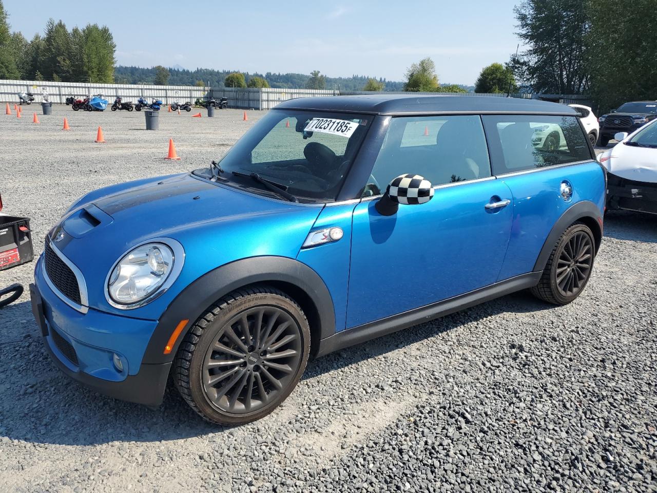 Vehicle photo