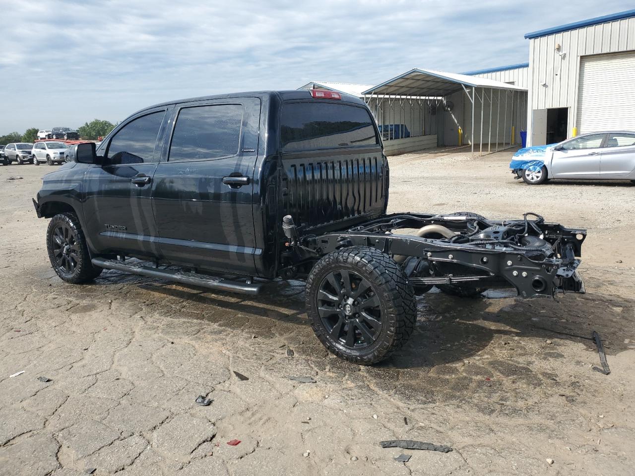 TOYOTA TUNDRA CREWMAX LIMITED