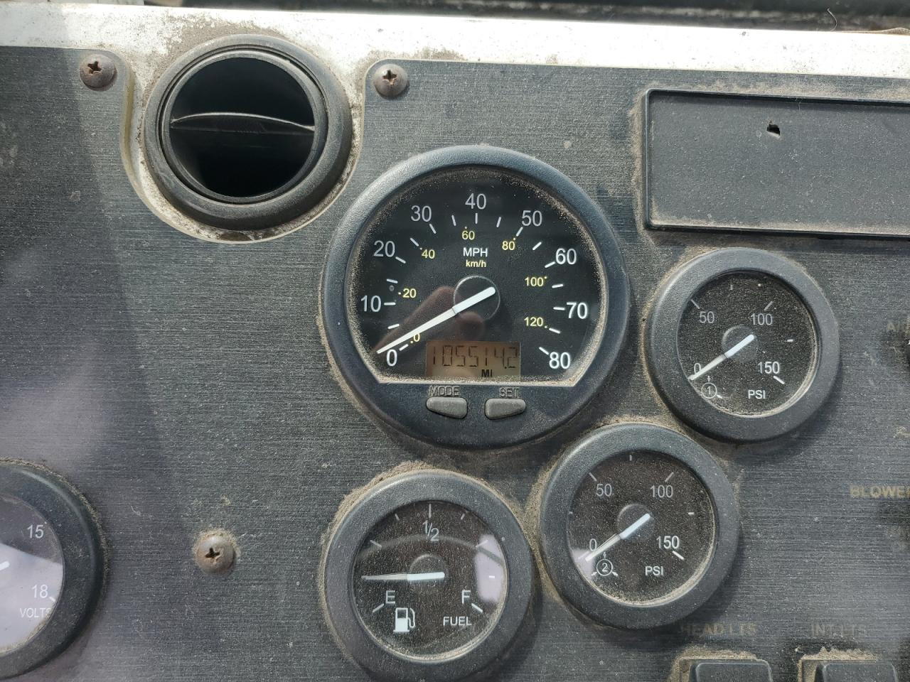 Lot #3309575553 2011 CAPACITY YARD TRUCK