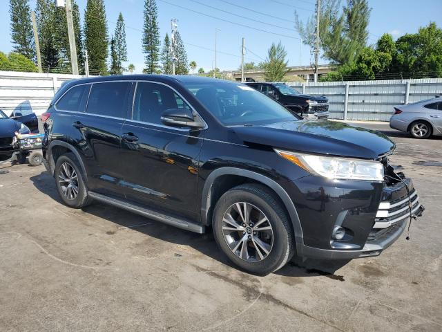 2017 TOYOTA HIGHLANDER LE 5TDZARFH1HS026749