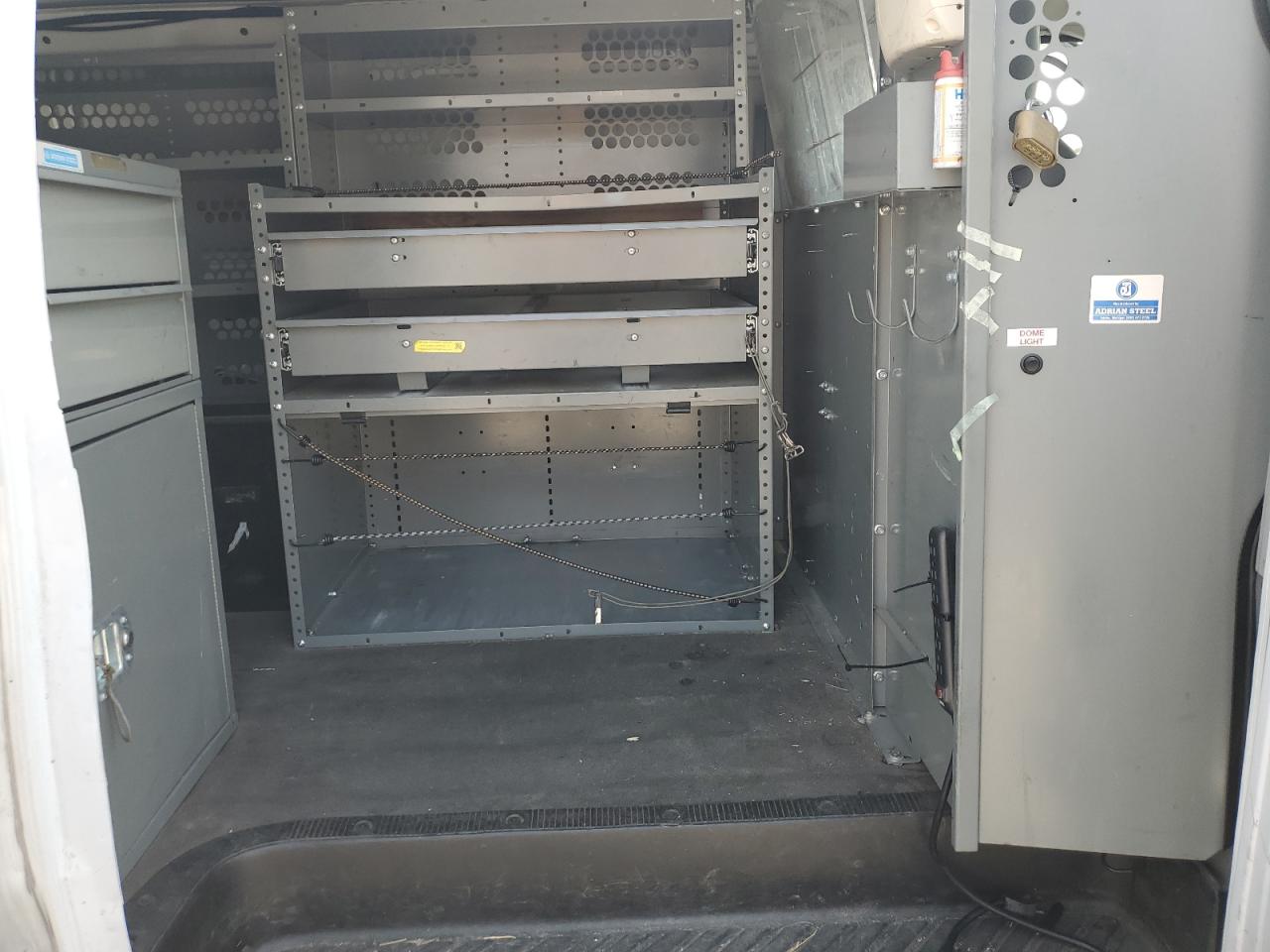 FORD ECONOLINE E250 VAN