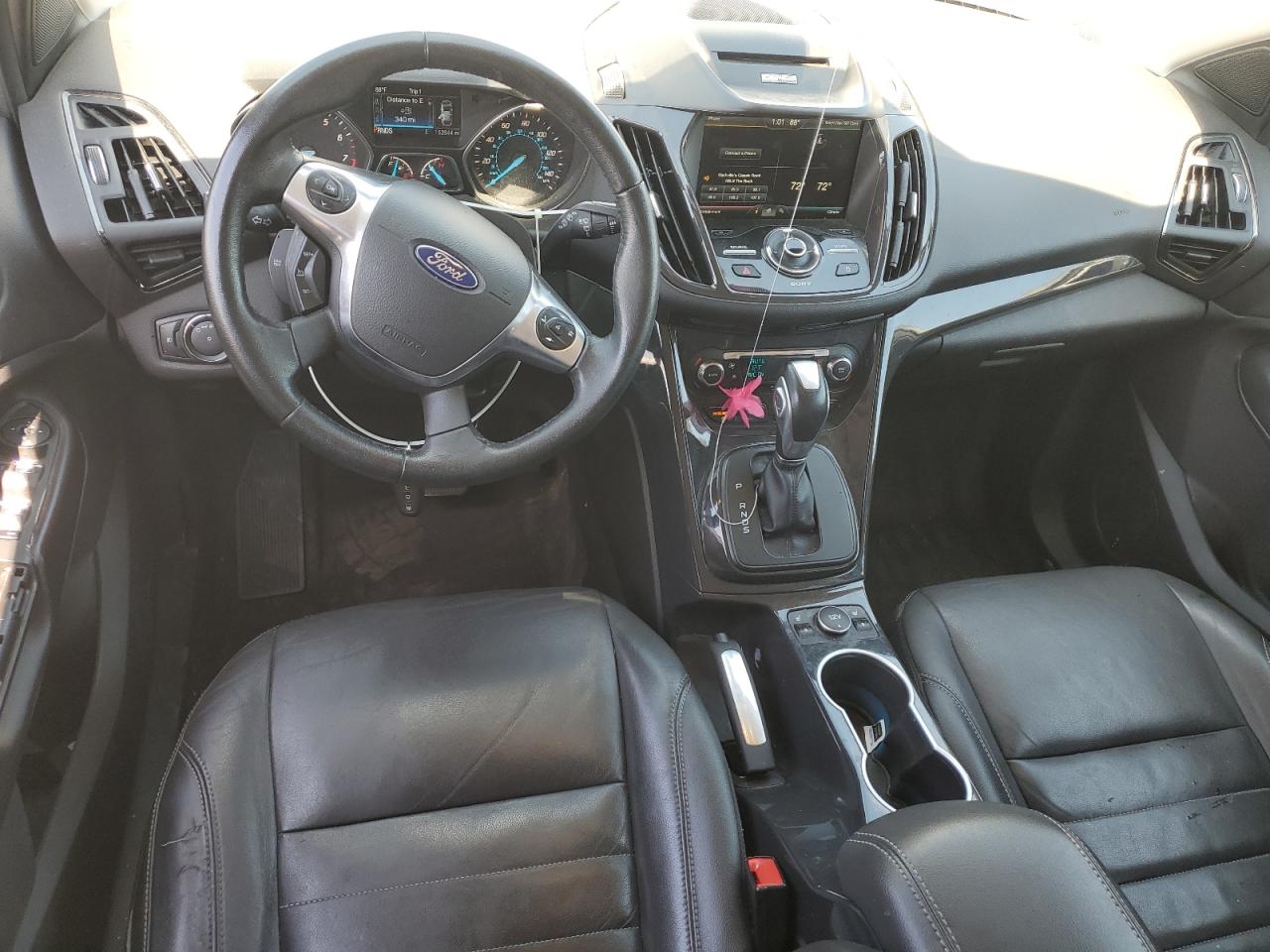 FORD ESCAPE TITANIUM