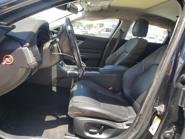 2016 JAGUAR XF PREMIUM SAJBD4BV7GCY09146