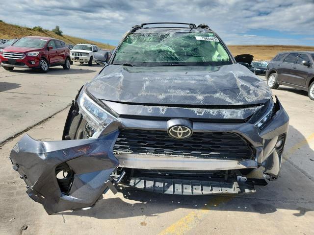 2020 TOYOTA RAV4 XLE JTMP1RFV3LD526445