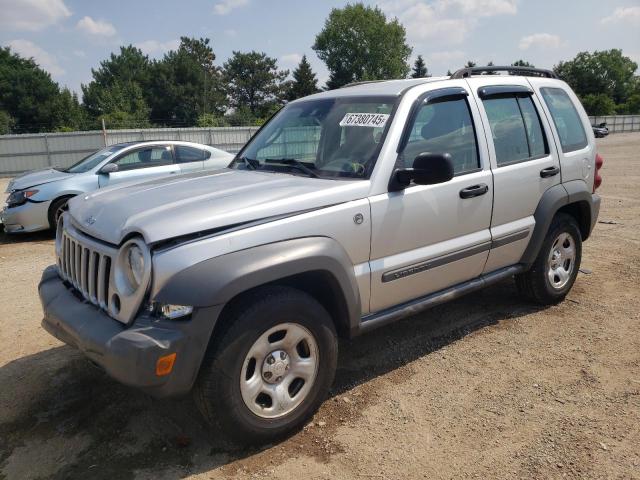 Global Auto Auctions: 2005 JEEP LIBERTY SP