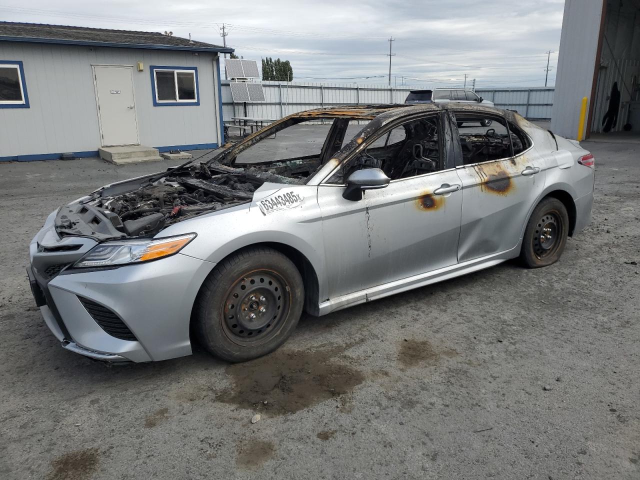 TOYOTA CAMRY XSE