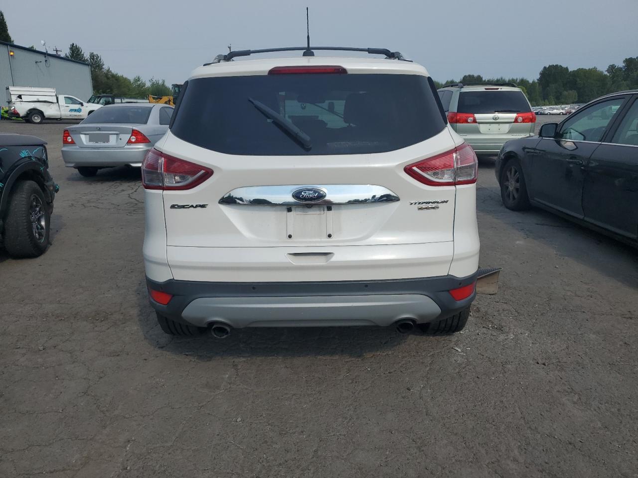 FORD ESCAPE TITANIUM