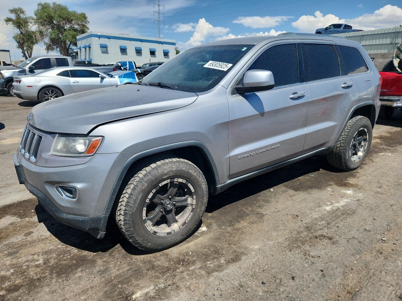 JEEP GRAND CHEROKEE LAREDO