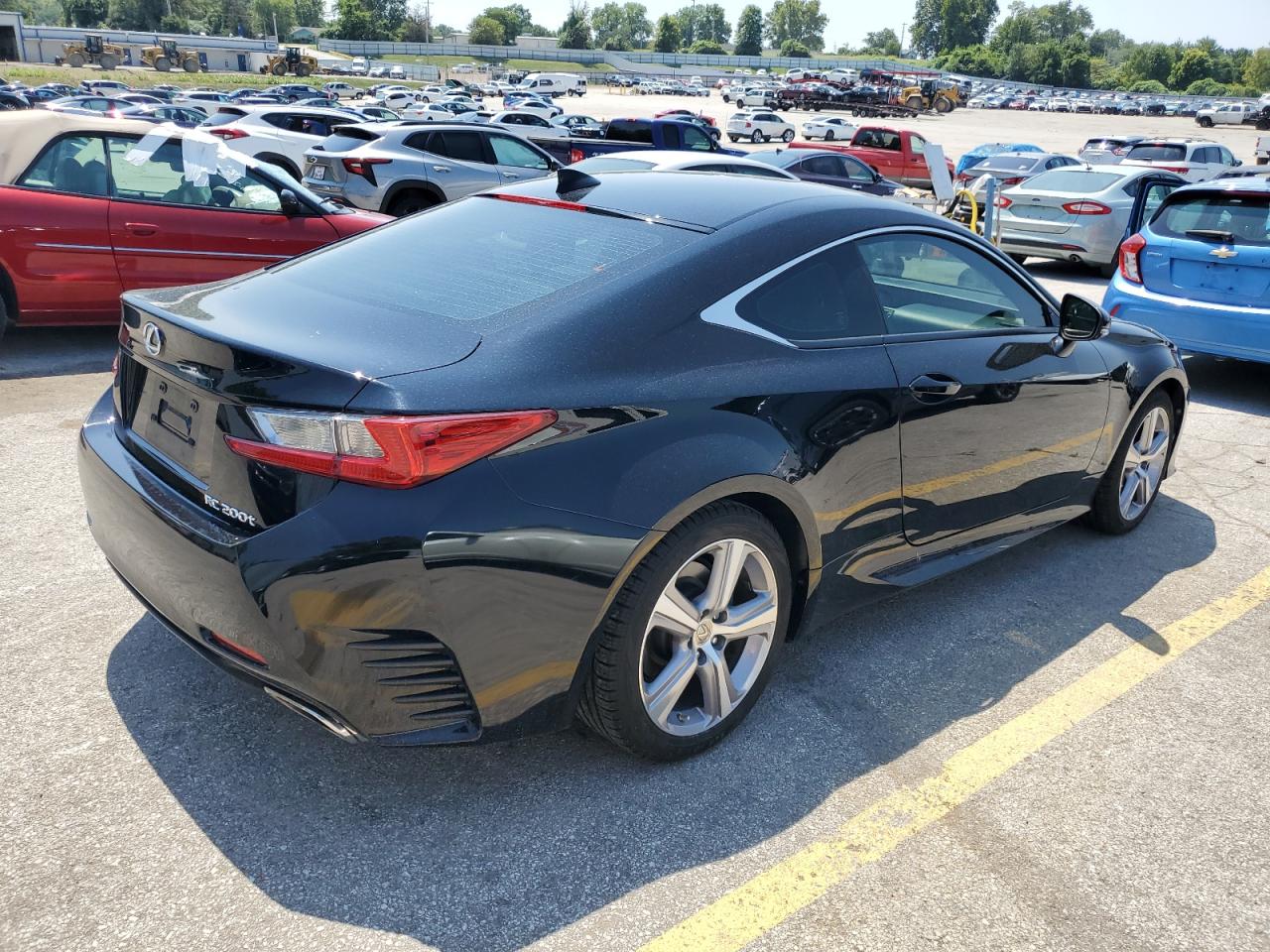 LEXUS RC 200T