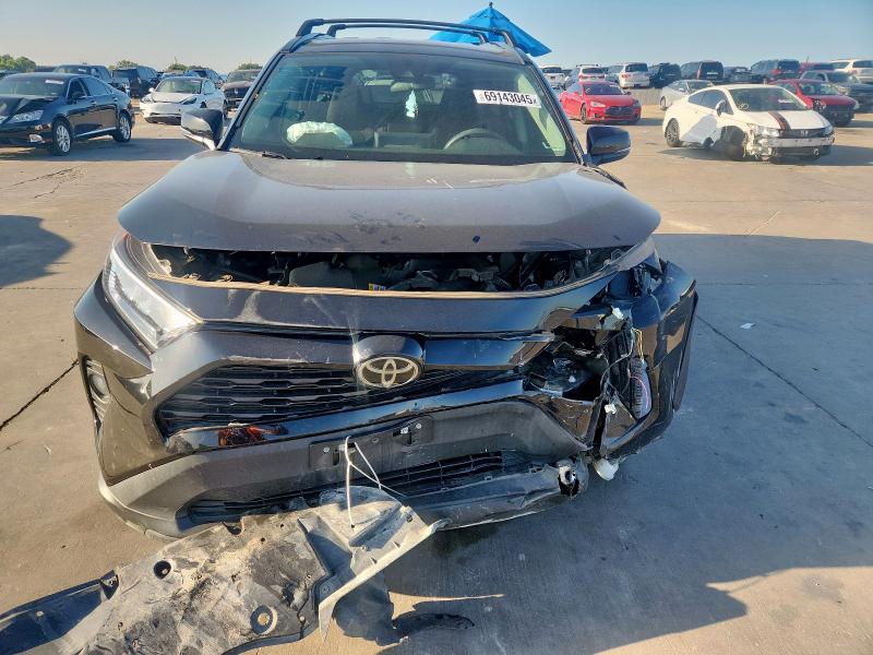 2021 TOYOTA RAV4 XLE - 2T3W1RFV9MC089343