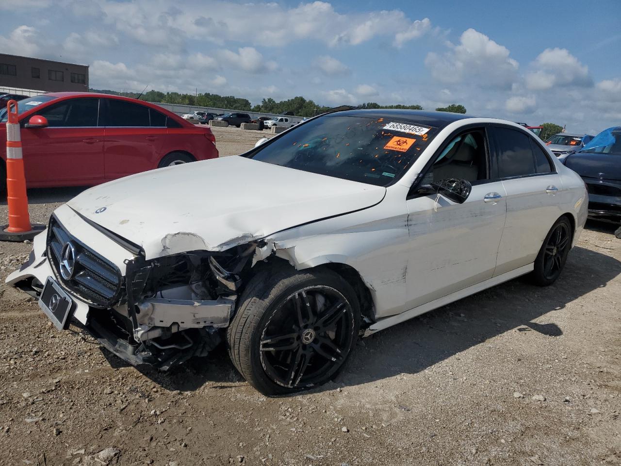 MERCEDES-BENZ E-CLASS 300