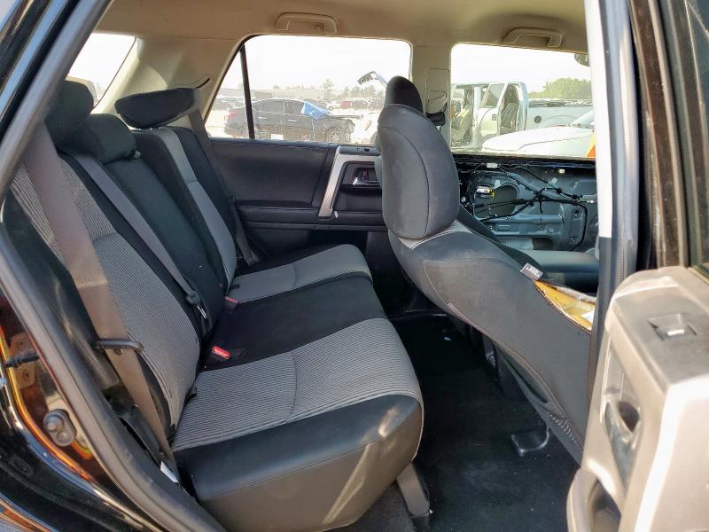 2023 TOYOTA 4RUNNER SR JTEEU5JR7P5280013