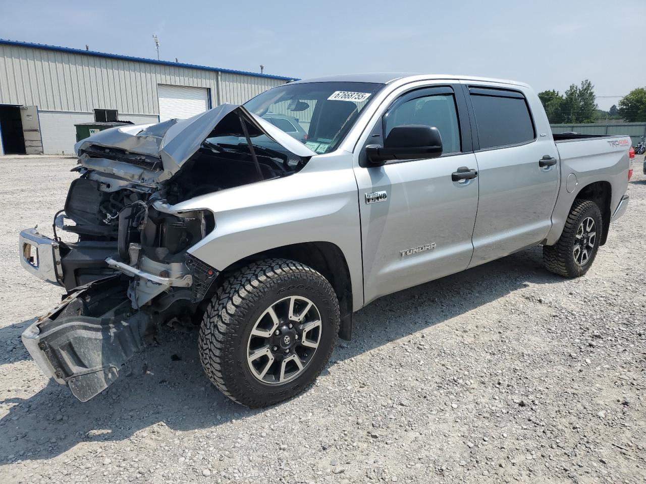 TOYOTA TUNDRA CREWMAX SR5