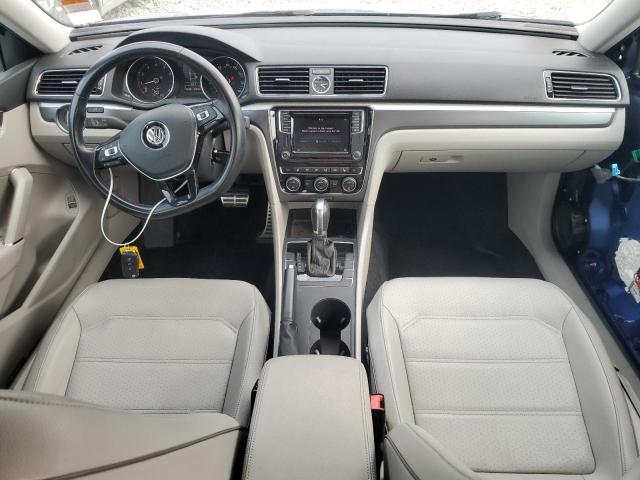 2017 VOLKSWAGEN PASSAT R-L 1VWDT7A34HC073518