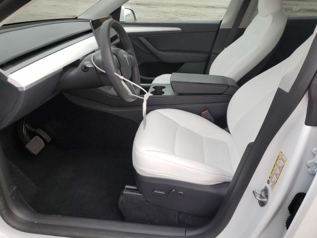 2024 TESLA MODEL Y 7SAYGDEE8RF165984