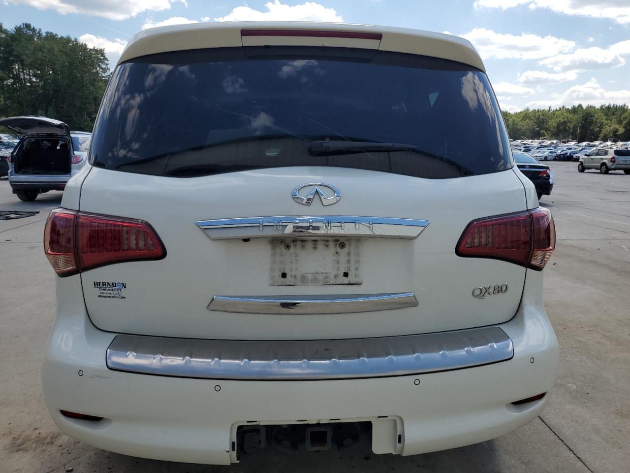 INFINITI QX80