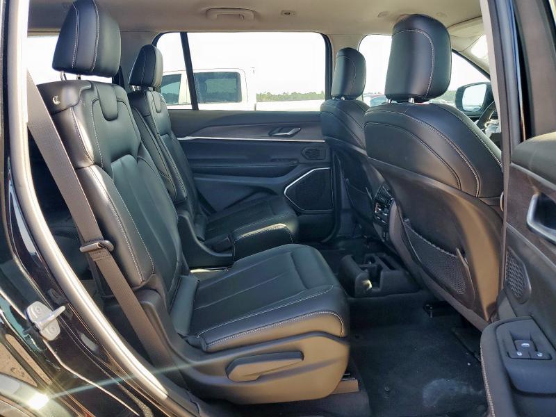 2022 JEEP GRAND CHER 1C4RJKBG6N8587372