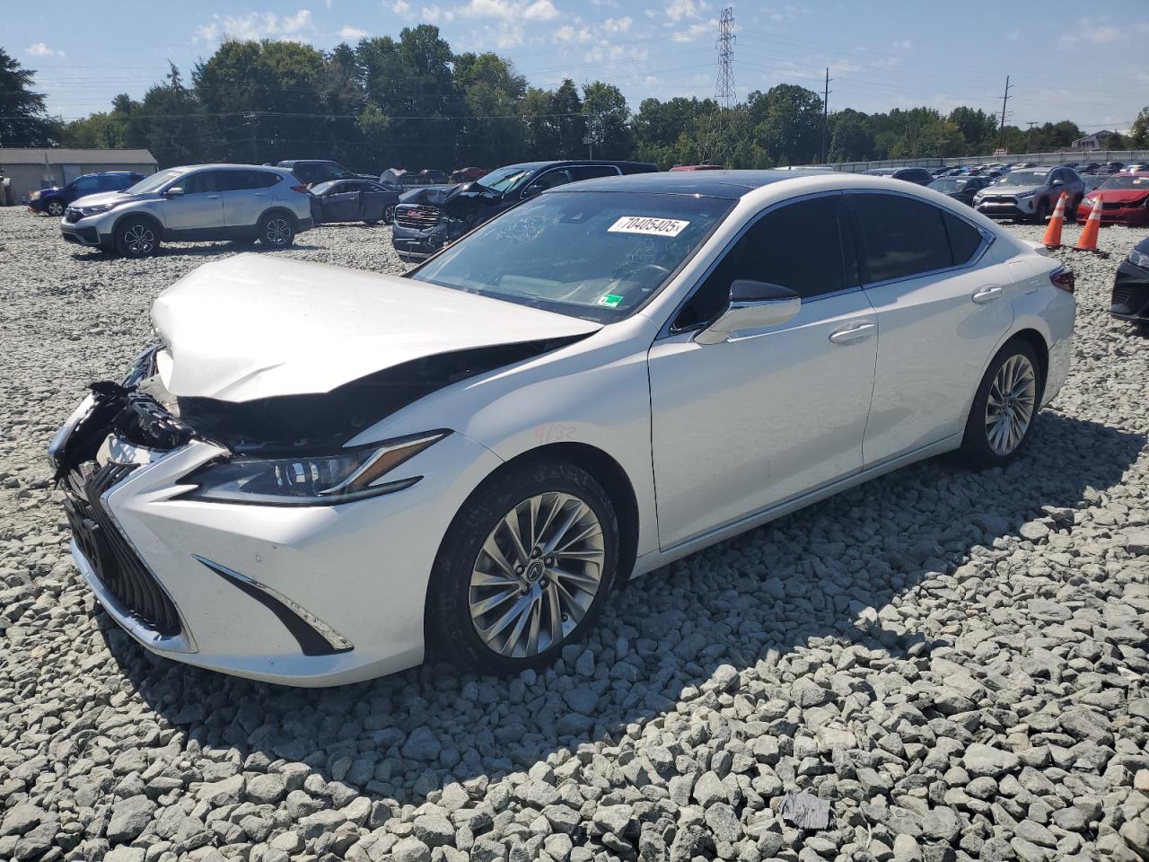  Salvage Lexus Es