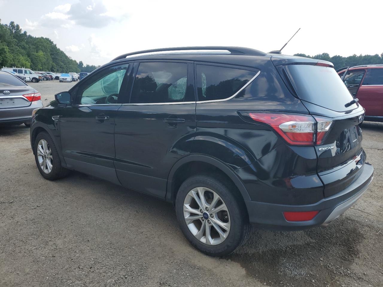FORD ESCAPE SE