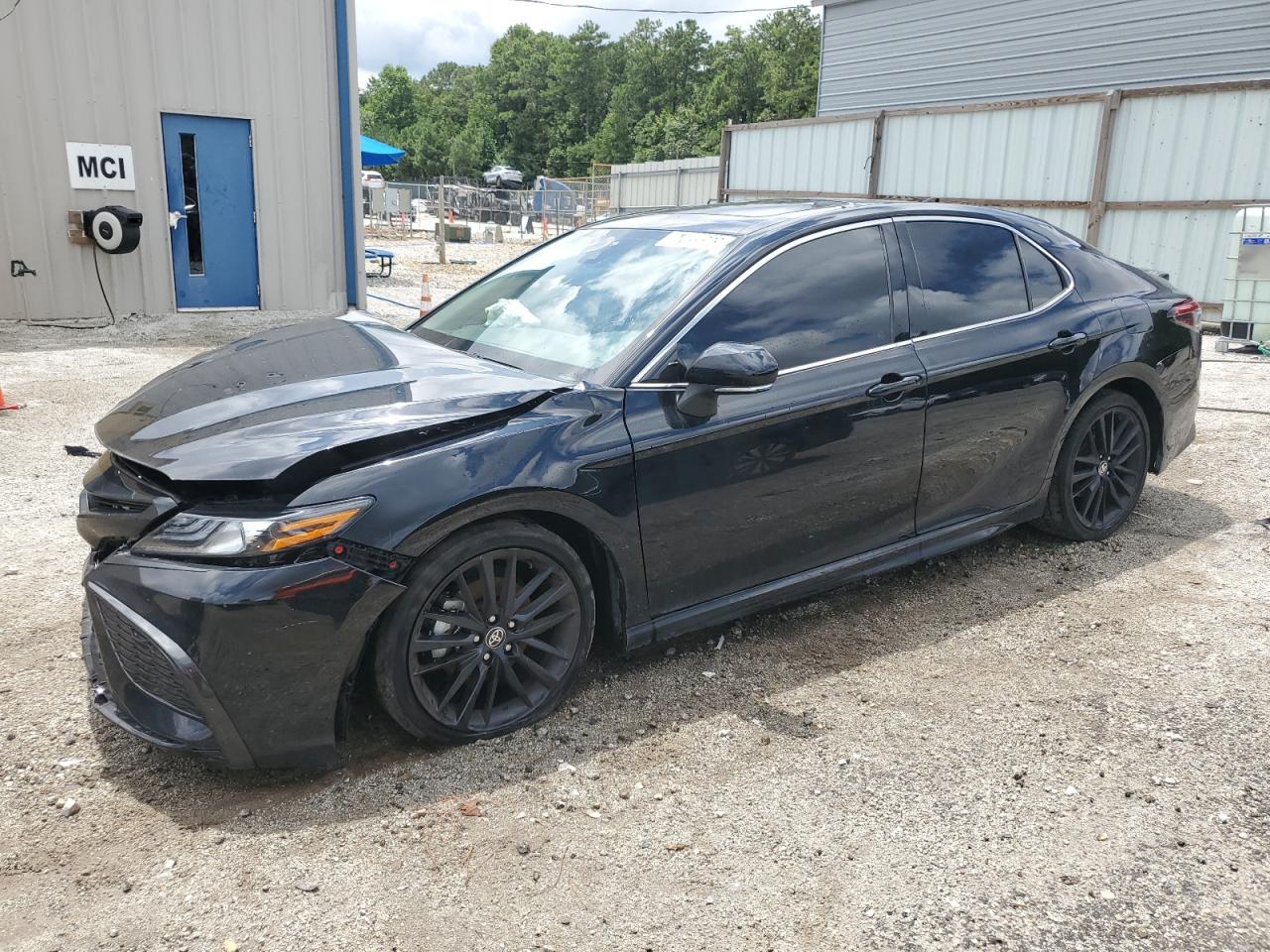 TOYOTA CAMRY XSE