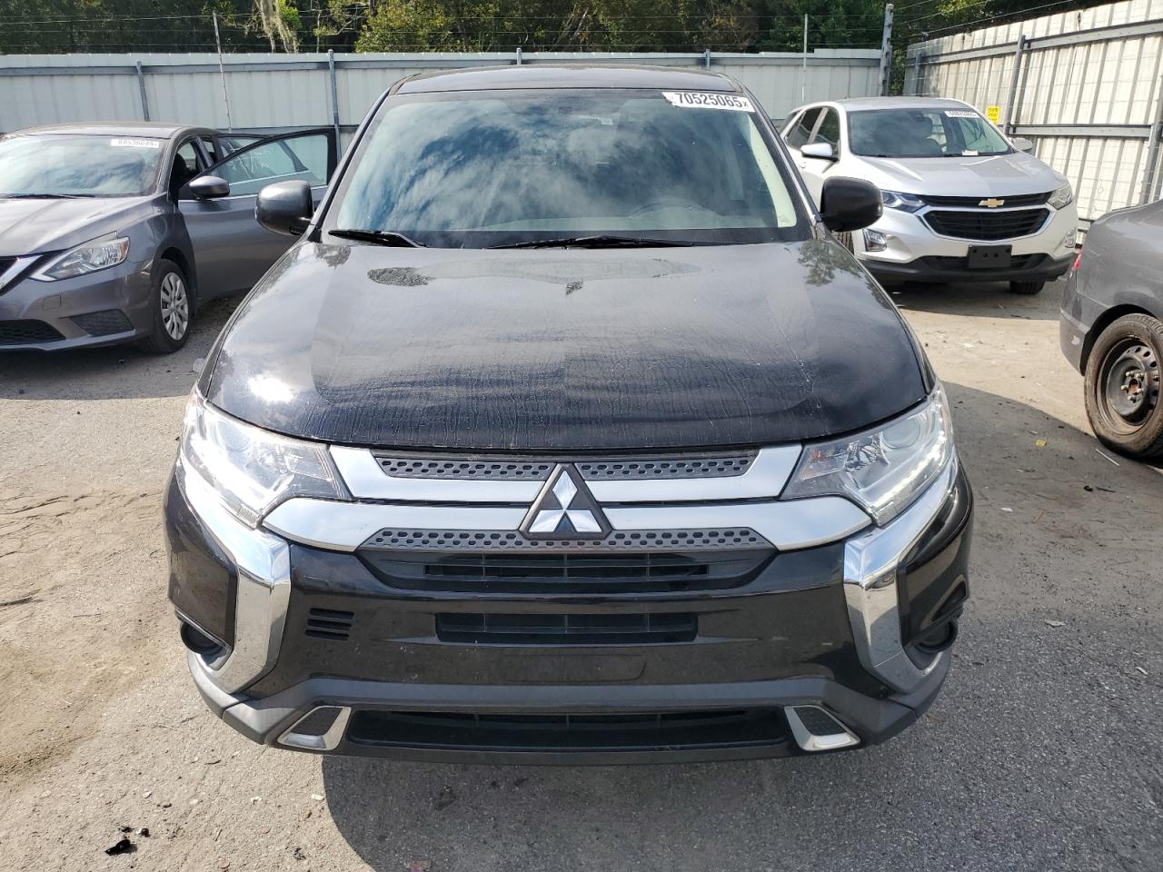 MITSUBISHI OUTLANDER ES
