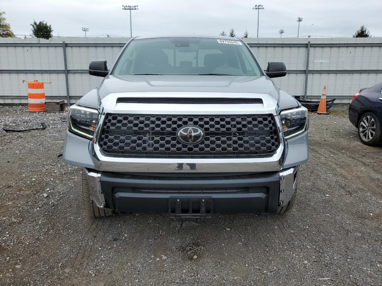 TOYOTA TUNDRA DOUBLE CAB SR