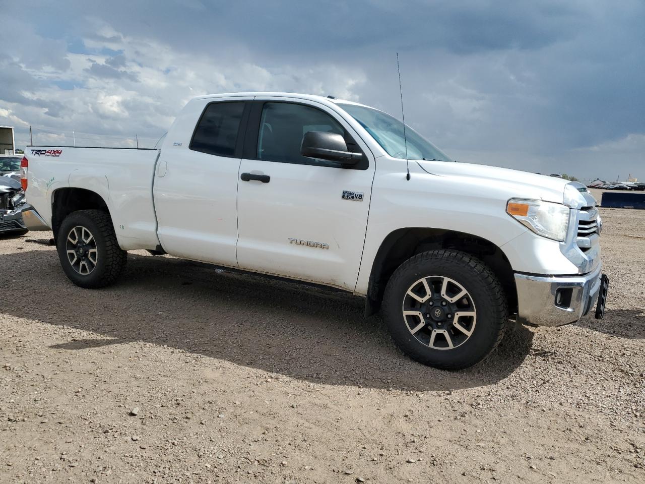 TOYOTA TUNDRA DOUBLE CAB SR