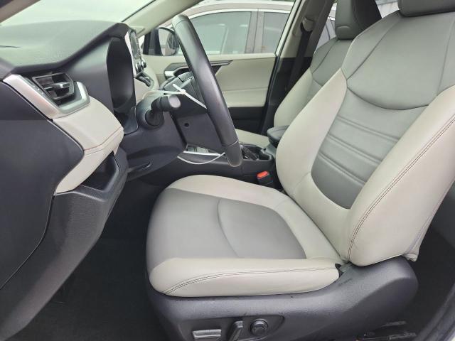 2020 TOYOTA RAV4 XLE PREMIUM JTMA1RFV9LD529341