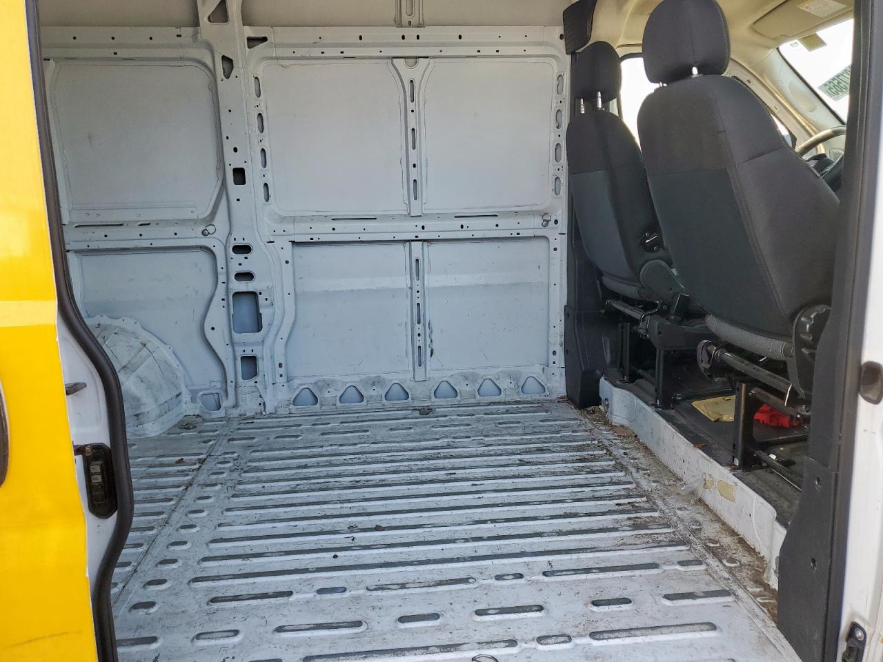 RAM PROMASTER 1500 HIGH