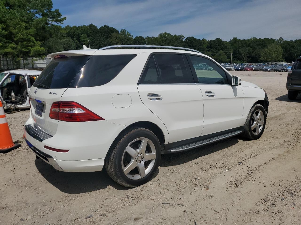 MERCEDES-BENZ M-CLASS 400 4MATIC