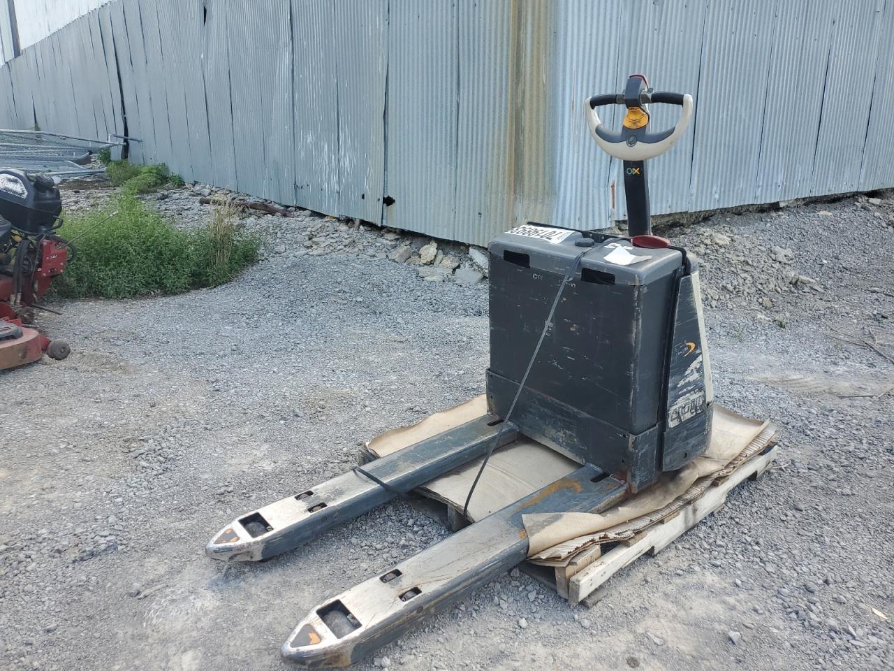 Lot #3226167686 2020 CROWN UNKNOWN