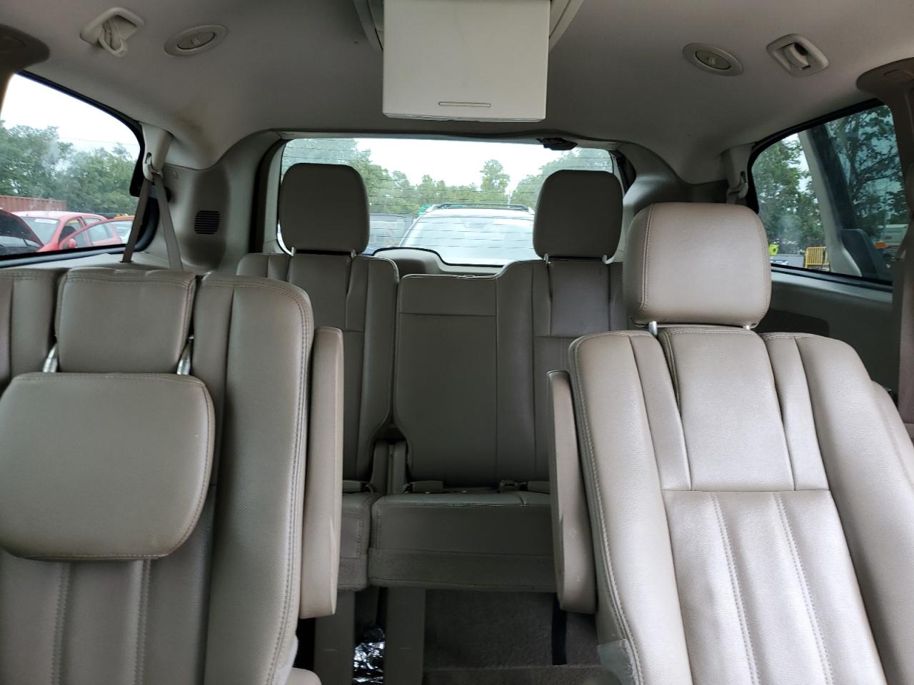 CHRYSLER TOWN & COUNTRY TOURING