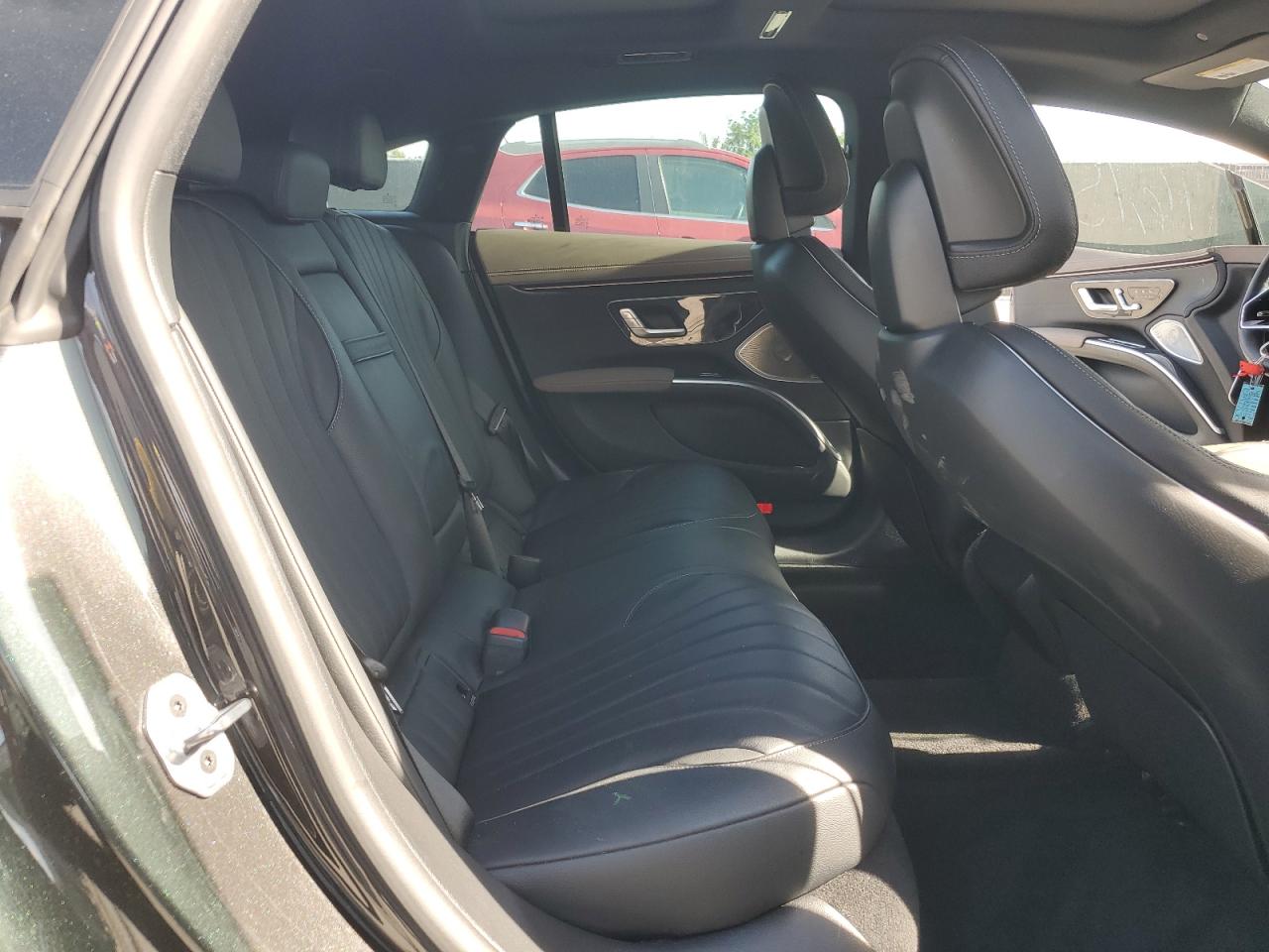 MERCEDES-BENZ EQS 450+