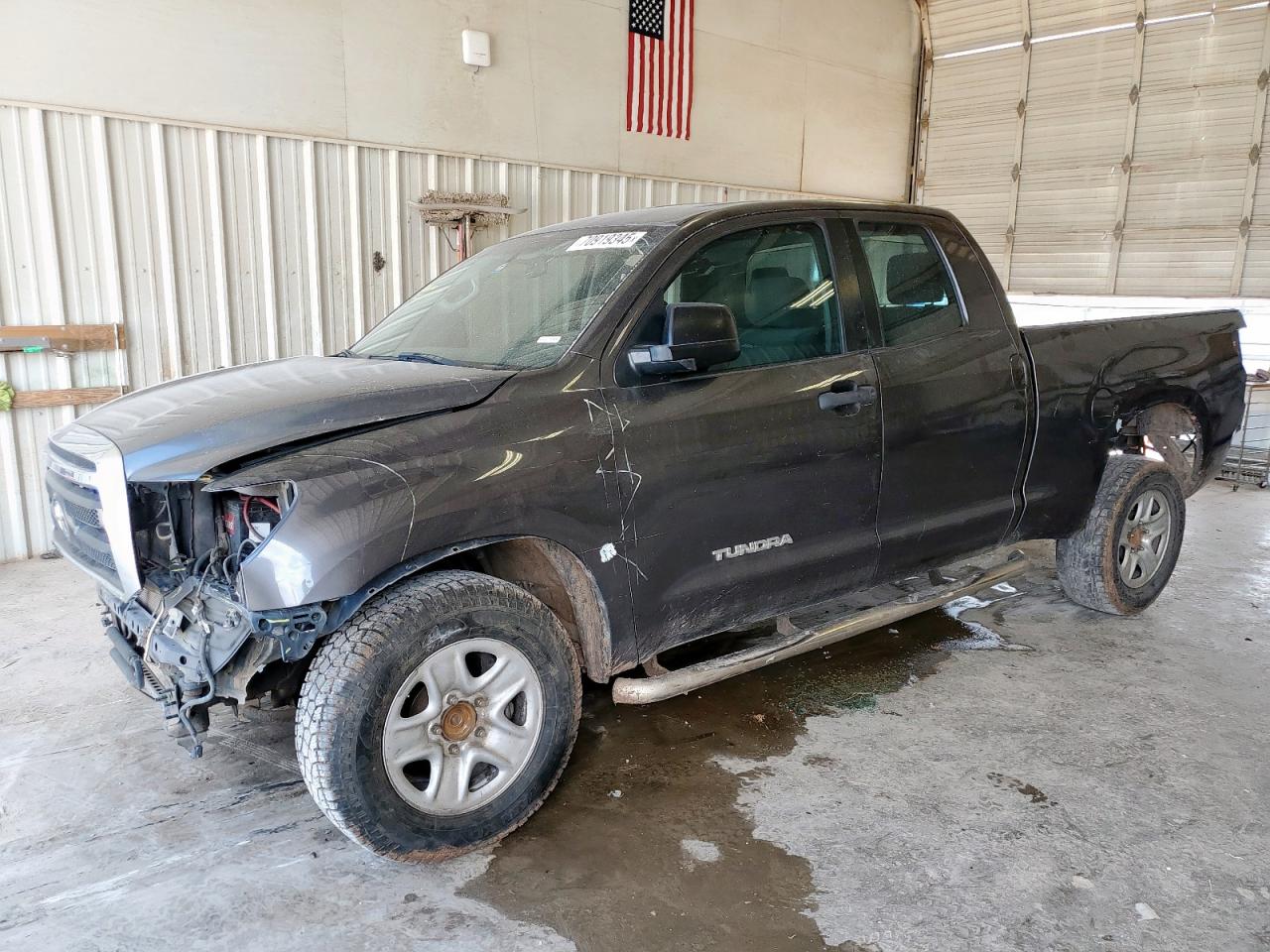 TOYOTA TUNDRA DOUBLE CAB SR5