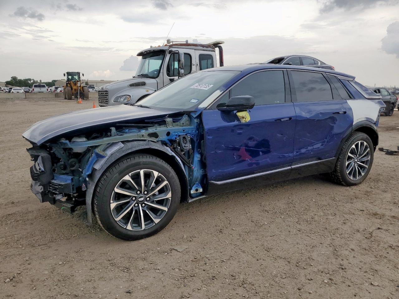 CADILLAC LYRIQ SPORT