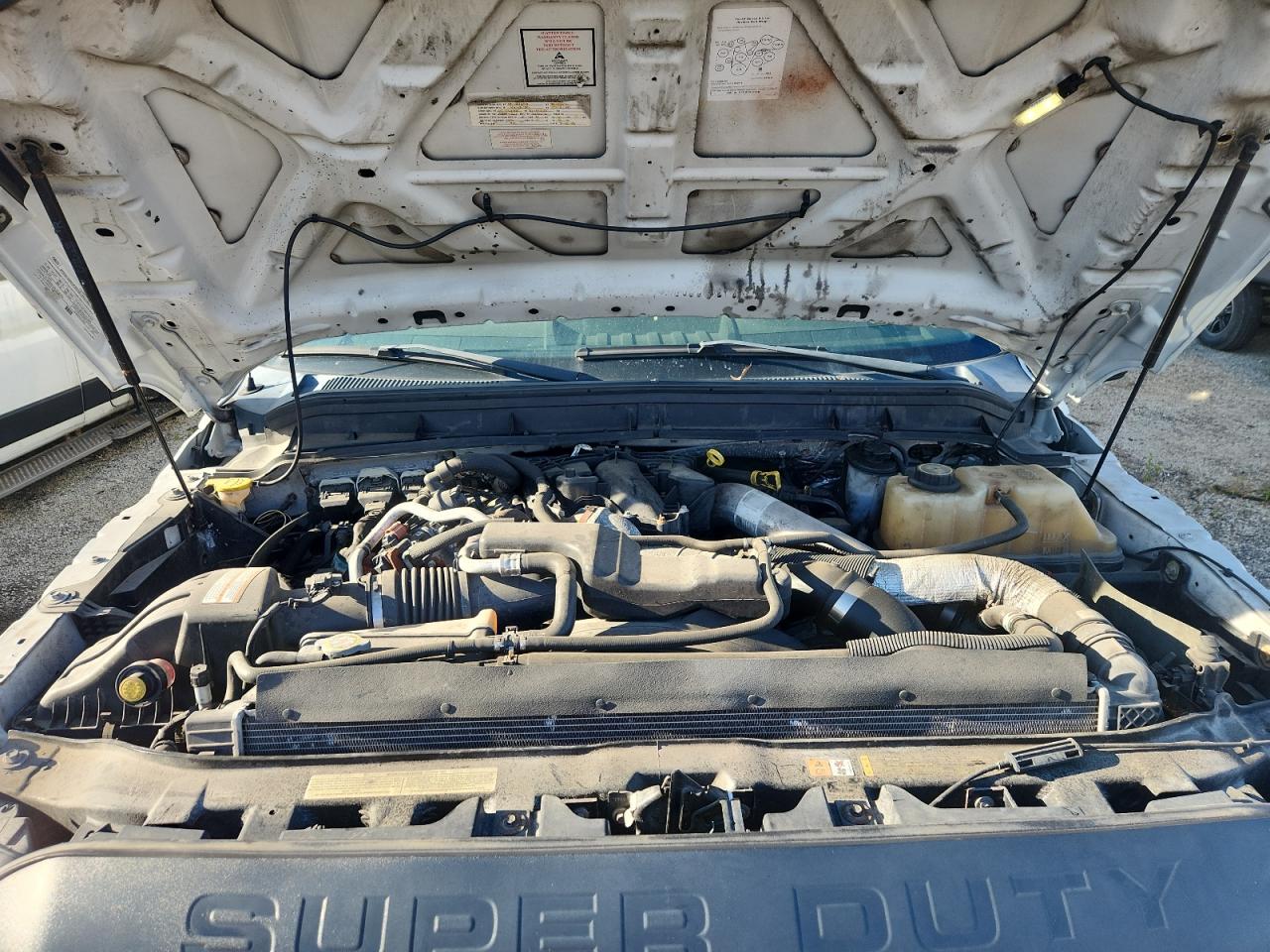 FORD F-550 SUPER DUTY